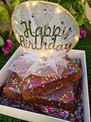 עוגת שוקולד כמתנה