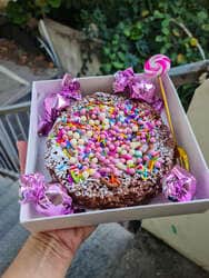 עוגת שוקולד כמתנה