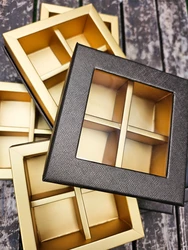 קופסא מהודרת לפרלינים 4 יחידות