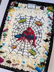 עוגות גן עם דף סוכר, קצפת ואלמנטים