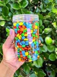 עדשים צבעוניים